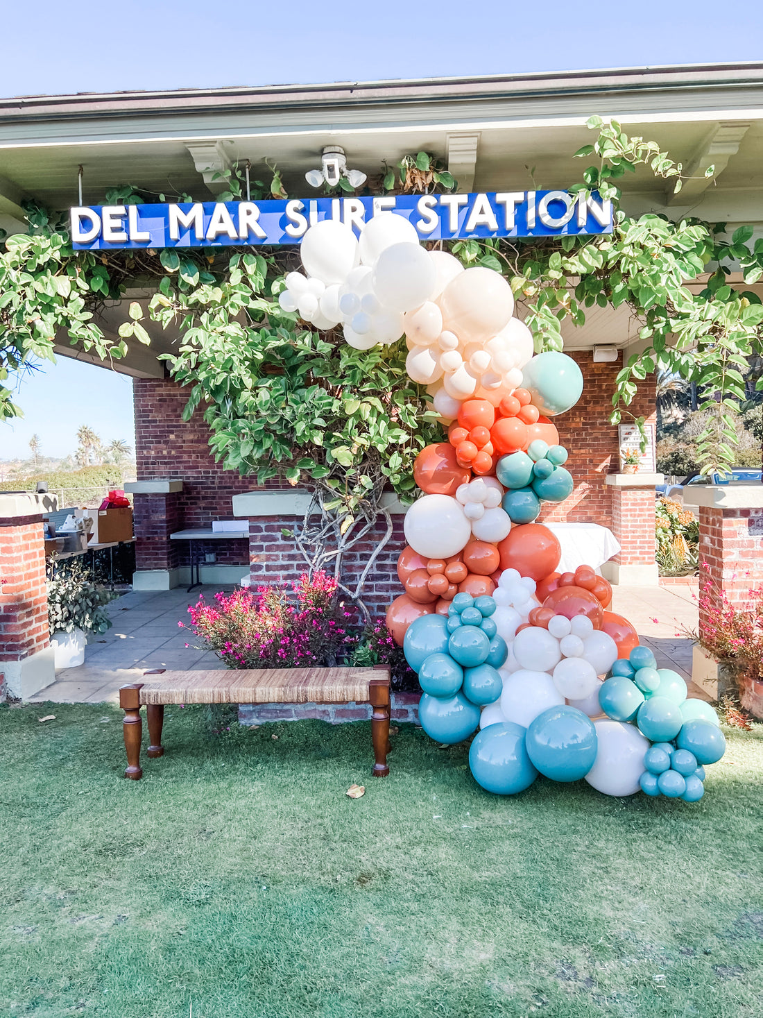 How Long Do Balloon Garlands Last Outdoors in San Diego?
